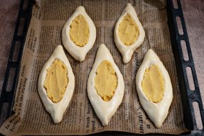 Пирожки с горохом - фото шаг 13