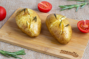 Картошка в мундире в фольге в духовке - фото шаг 6