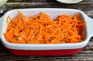 Мясо по-чешски с корейской морковью - фото шаг 3