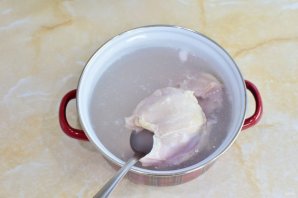 Заливное из курицы с желатином - фото шаг 3