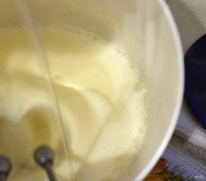 Кекс на сметане и сгущенном молоке - фото шаг 2