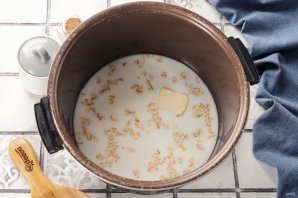 Овсяная каша в мультиварке - фото шаг 5