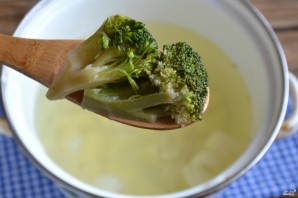 Суп-пюре из брокколи со сливками - фото шаг 3