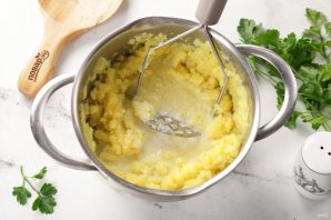 Запеканка с фаршем в аэрогриле - фото шаг 7