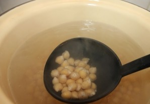 Суп гороховый с копчеными ребрышками - фото шаг 2