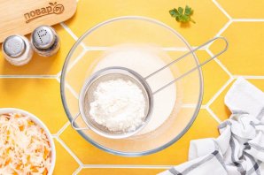 Пирожки с квашеной капустой - фото шаг 4