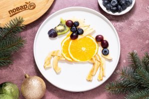 Фруктовая нарезка на год Лошади