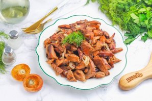 Жареные грибы рыжики