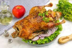 Утка с яблоками в рукаве - фото шаг 6