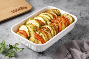Картошка с кабачками и помидорами в духовке - фото шаг 6