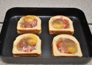 Бутерброды в духовке с яйцом - фото шаг 6