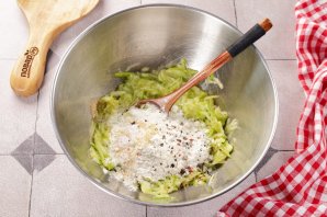 Оладьи из кабачков в аэрогриле - фото шаг 6