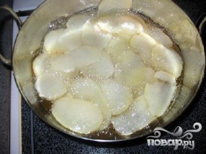 Картофельные чипсы с куриной приправой и тмином - фото шаг 3