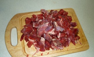 Тушеное мясо в мультиварке Редмонд - фото шаг 2