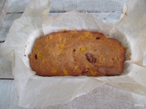 Закусочный кекс с кукурузой, колбасой и пармезаном - фото шаг 6