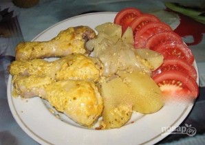 Куриная голень с картошкой в духовке - фото шаг 5