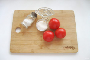Очищенные помидоры в собственном соку на зиму - фото шаг 1