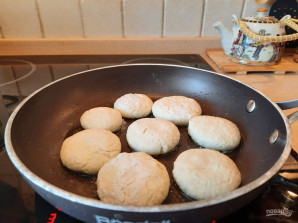 Сырники с джемом "МахеевЪ" из России - фото шаг 1