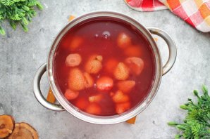 Кисель из клубники - фото шаг 8