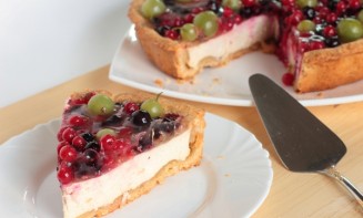 Пирог с ягодами и желе - фото шаг 10