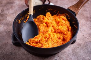 Морковные котлеты на пару