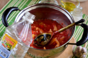 Лечо из перца и помидор с чесноком - фото шаг 7