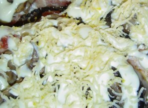 Мясо с сыром и грибами - фото шаг 6