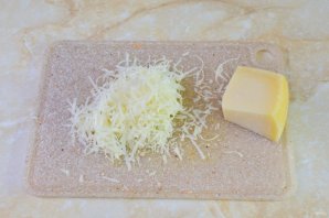 Сырный суп с копченостями - фото шаг 8