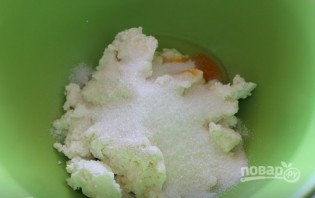 Морковно-яблочные сырники в ванильном соусе - фото шаг 2