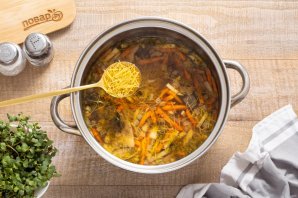 Постный грибной суп из сушеных грибов - фото шаг 13