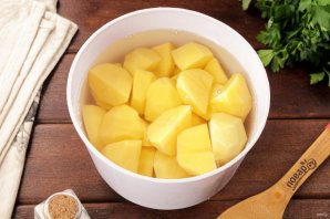 Уха из стерляди на костре - фото шаг 7