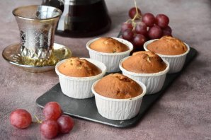 Кексы с виноградом и сыром дор блю - фото шаг 11