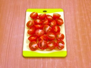 Макароны с беконом, моцареллой и помидорами - фото шаг 2