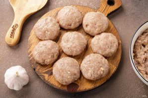 Котлеты из индейки в аэрогриле - фото шаг 5