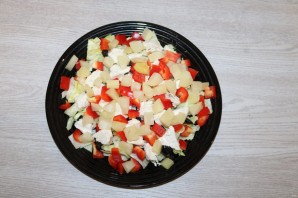 Салат с ананасом и черносливом - фото шаг 10