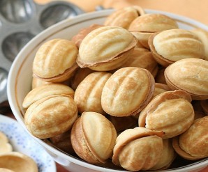 Тесто для орешков со сгущенкой - фото шаг 7