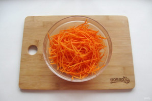 Салат с морковью по-корейски - фото шаг 2