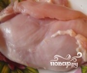 Отбивные из куриного филе на сковороде - фото шаг 1