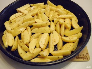 Картошка по-деревенски в духовке - фото шаг 5