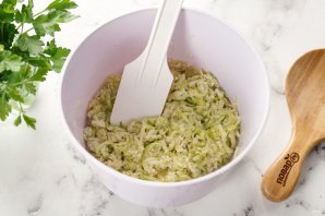 Постные котлеты из кабачков - фото шаг 6