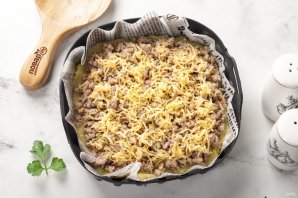 Запеканка с фаршем в аэрогриле - фото шаг 14