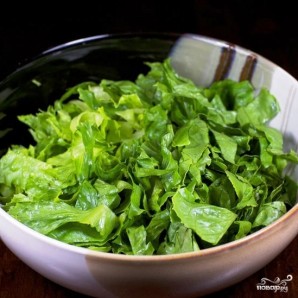 Зеленый салат с помидорами и авокадо - фото шаг 7