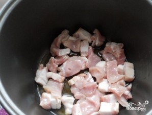 Горох со свининой в мультиварке - фото шаг 2