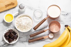 Блины с шоколадом и бананом - фото шаг 1