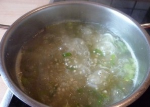 Рыбный суп с перловкой - фото шаг 7