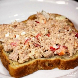 Сэндвичи с салатом из тунца - фото шаг 9