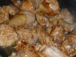 Курица в сметане на сковороде - фото шаг 4