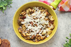 Белые грибы жареные - фото шаг 5