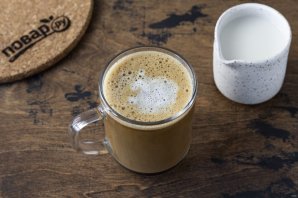 Кофе с молоком и корицей - фото шаг 4