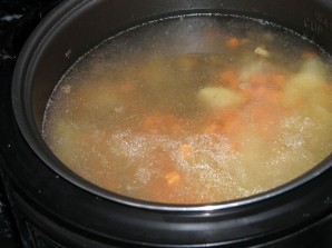 Суп с шампиньонами в мультиварке - фото шаг 7